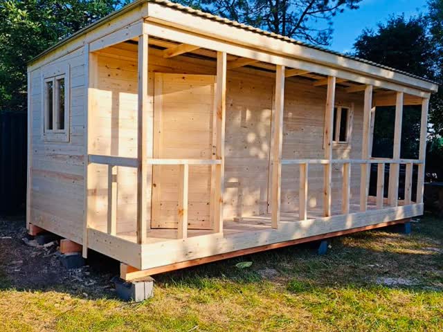Бытовка с террасой 6×3 м — фото