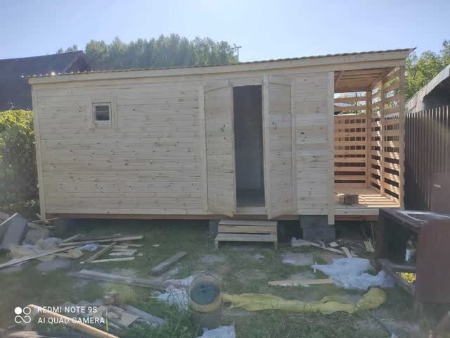 Хозблок с дровником 6×3 м — фото